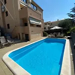 Borik Hills Apartment *
