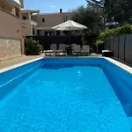 Borik Hills Apartment *