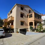 Borik Hills شقة *